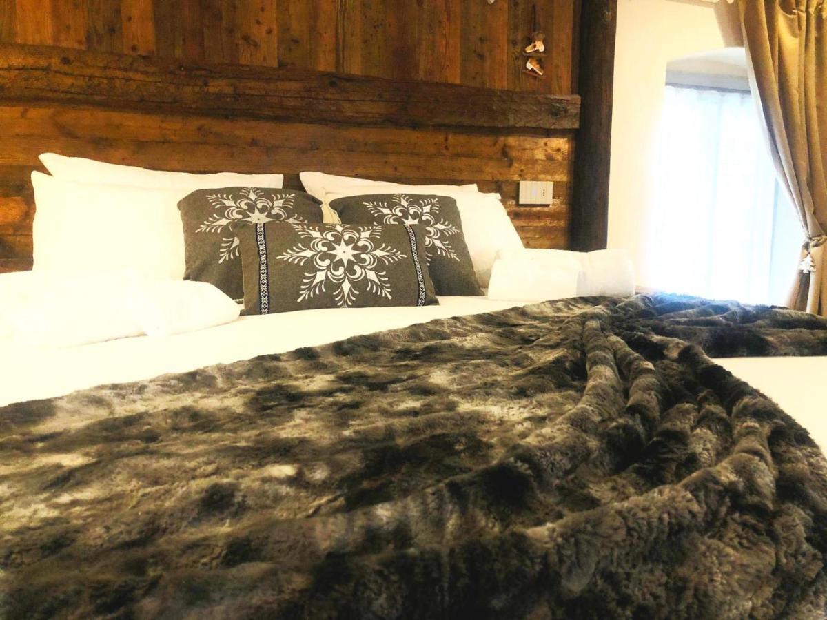 Domus Apartments Αόστα Εξωτερικό φωτογραφία